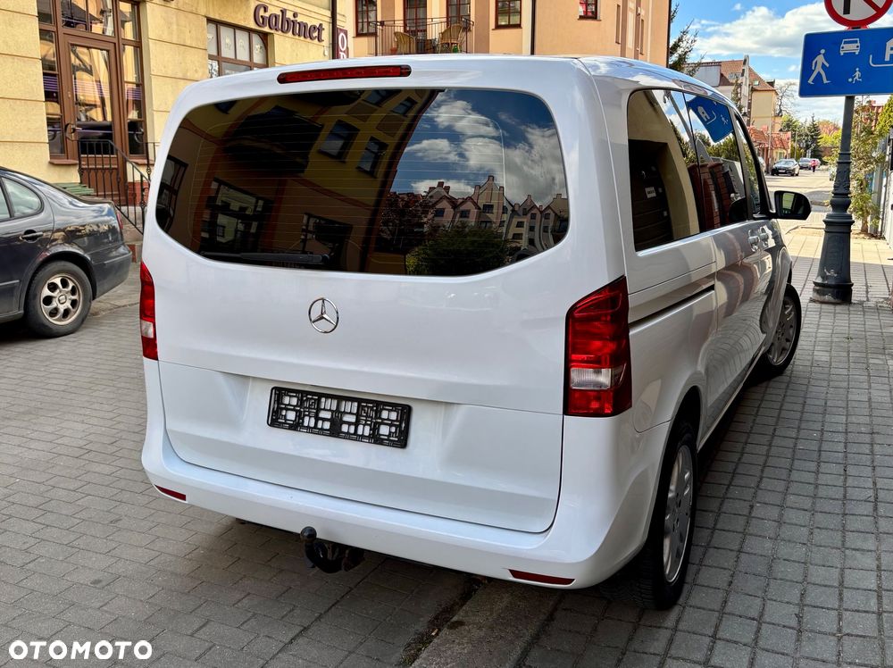 Mercedes-Benz Klasa V - 6