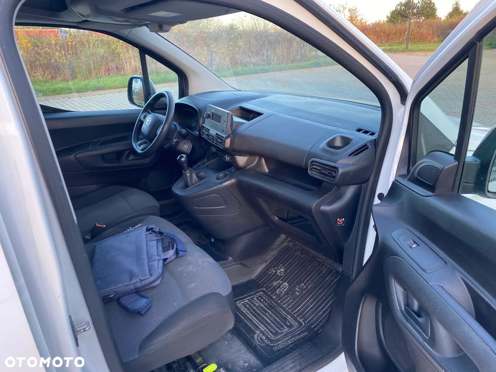 Toyota Proace City - 10