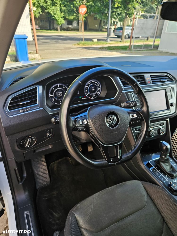 Volkswagen Tiguan 2.0 TDI 4Mot DSG Highline - 8