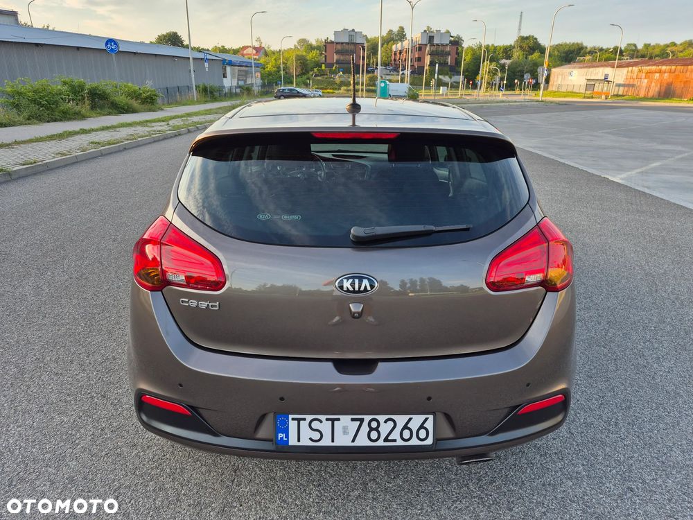 Kia Ceed 1.6 GDI L Business Line - 9