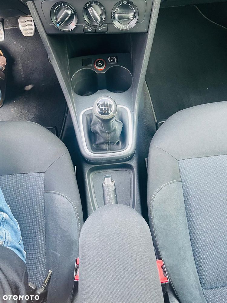 Volkswagen Polo 1.2 TSI Style - 23