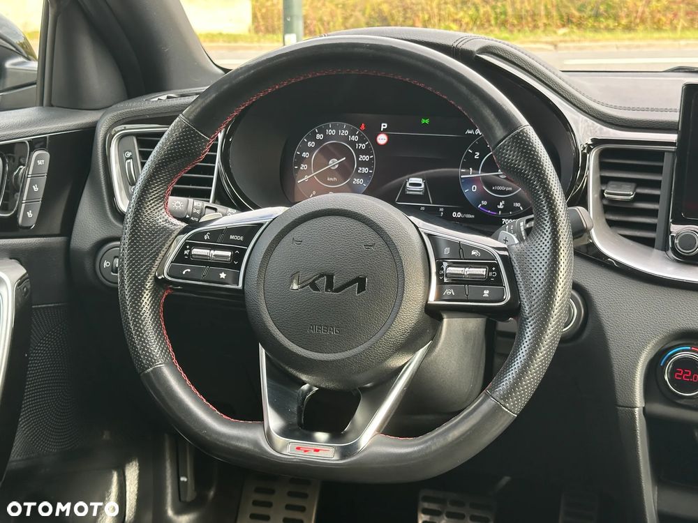 Kia ProCeed 1.6 T-GDI GT DCT - 31