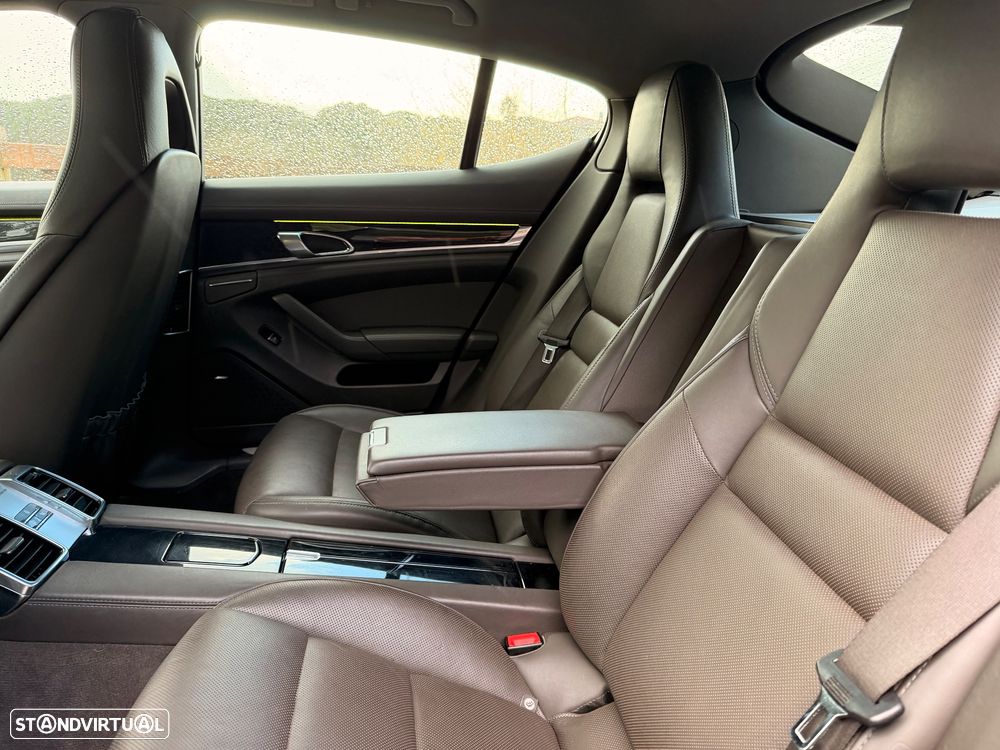 Porsche Panamera S Hybrid - 24