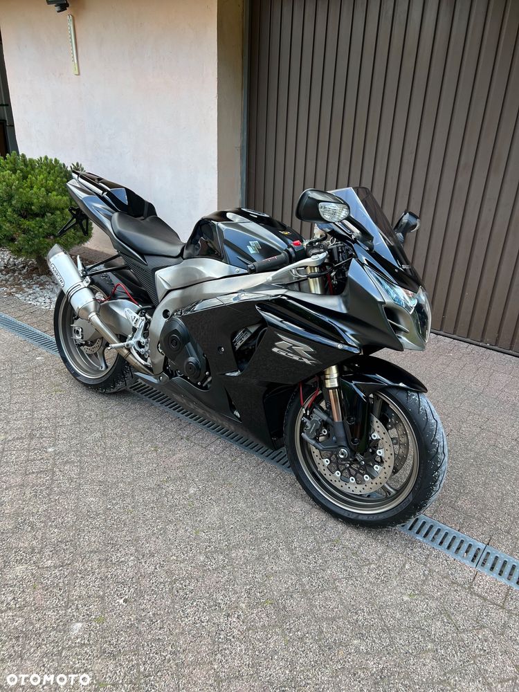 Suzuki GSX-R - 1