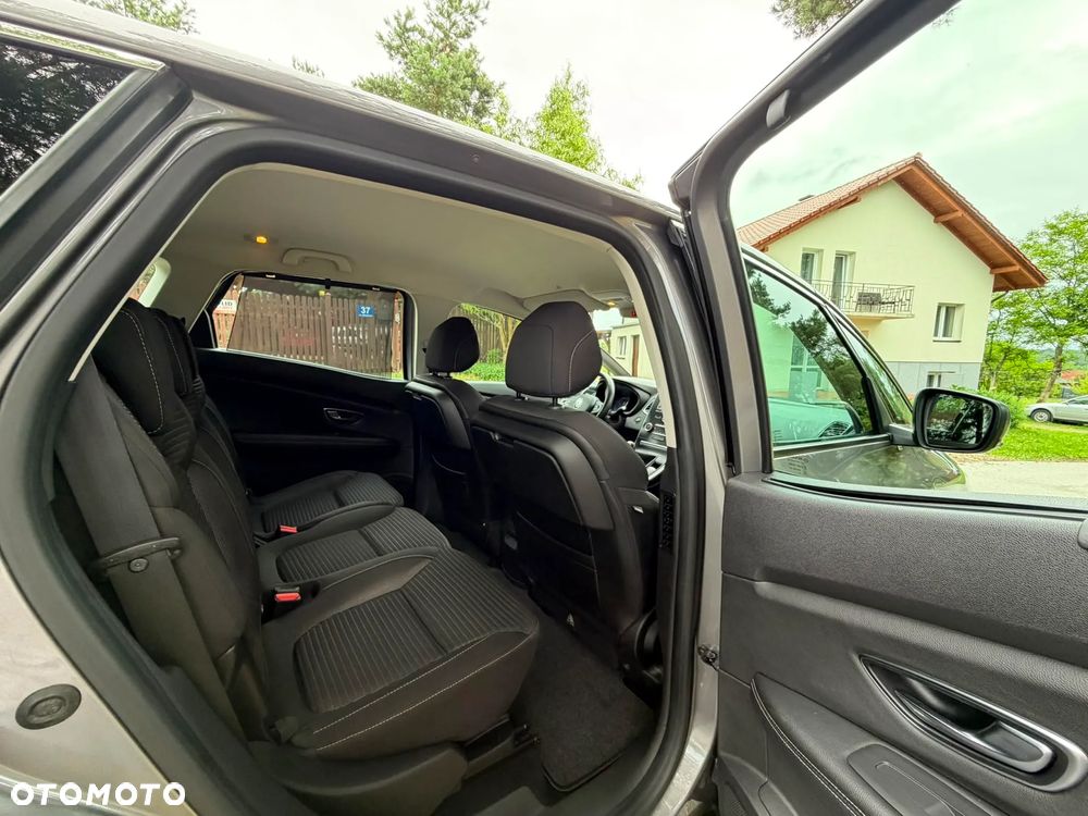 Renault Scenic ENERGY dCi 110 LIMITED - 29