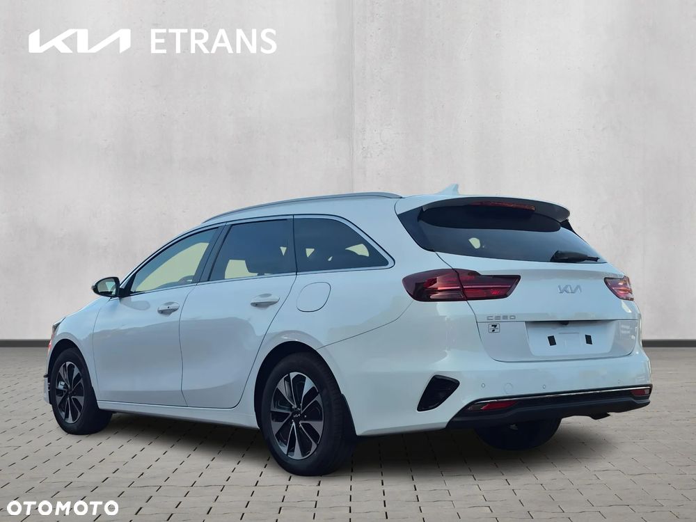 Kia Ceed 1.5 T-GDI Tribute - 6