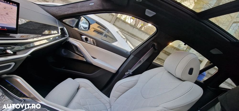 BMW X6 xDrive40i AT MHEV - 13