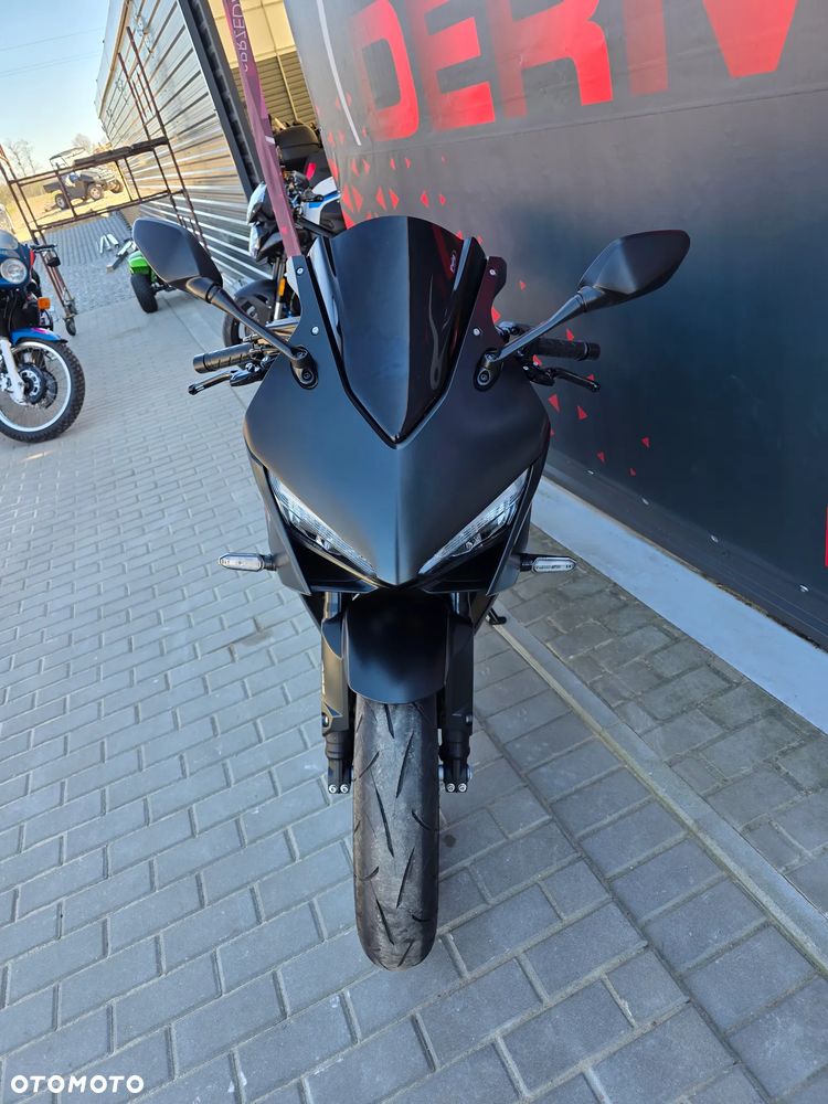 Honda CBR - 22