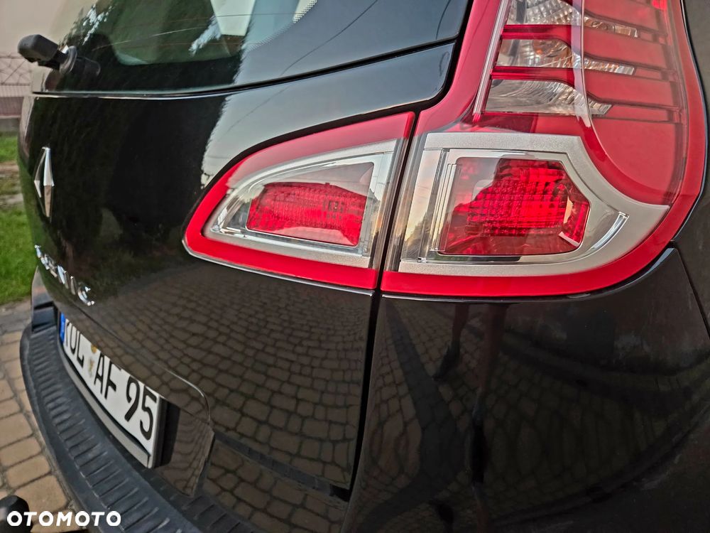 Renault Scenic 1.6 16V 110 Dynamique - 20