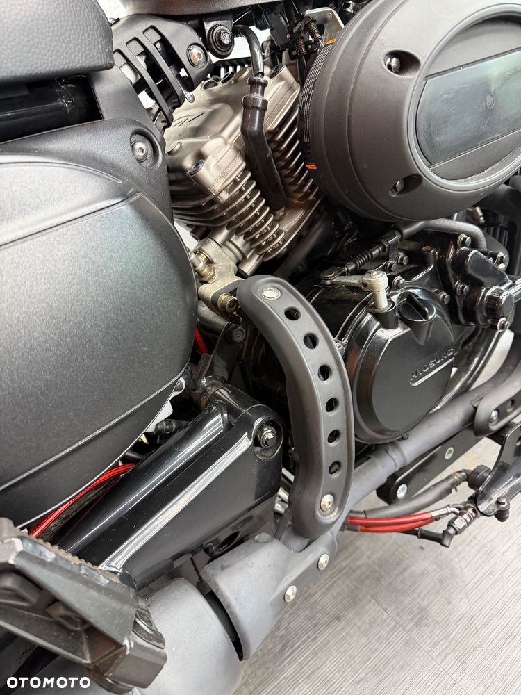 Hyosung GV - 10