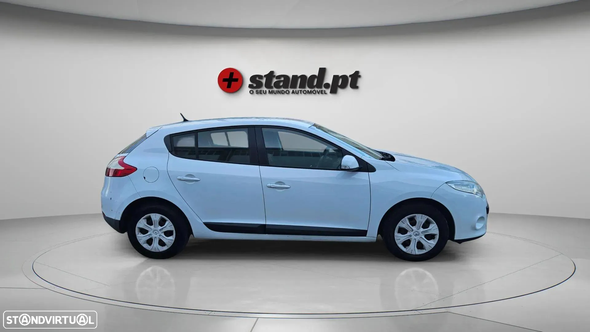 Renault Mégane 1.5 dCi Dynamique - 4