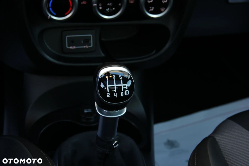 Fiat 500L 1.4 16V Pop-Star - 20