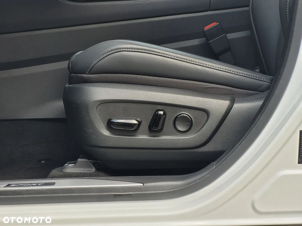 Lexus NX 450h+ F Sport AWD - 13