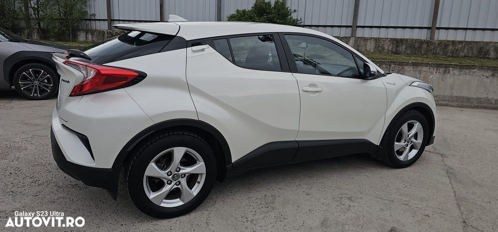 Toyota C-HR 1.2 Turbo 4x2 CVT C-enter - 2