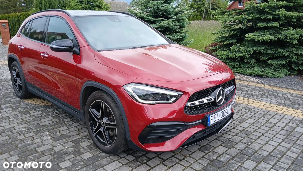 Mercedes-Benz GLA - 9