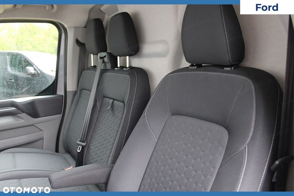 Ford Transit Custom 320 L2H1 Limited A8 2.0 170KM - 5