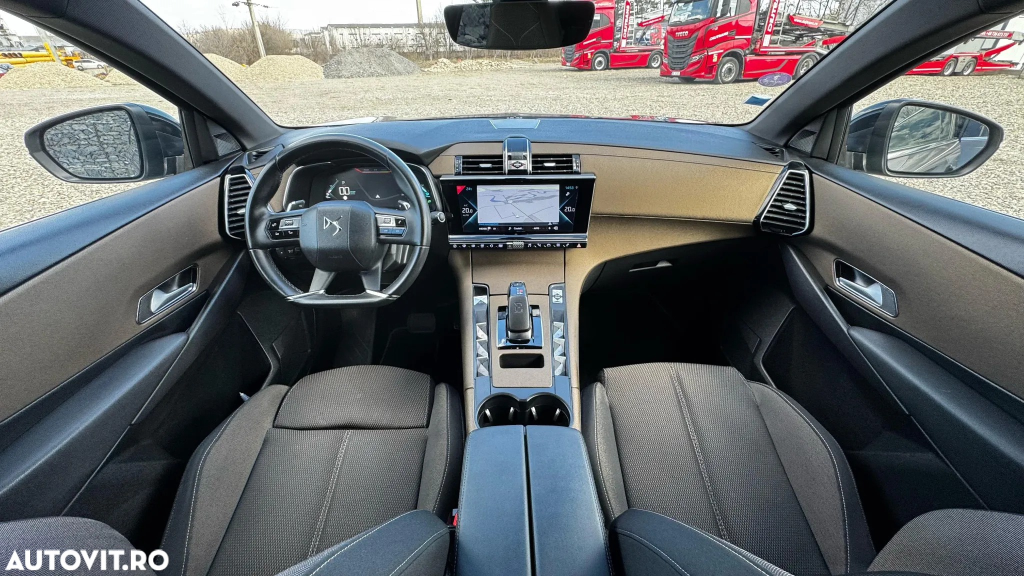 DS Automobiles DS 7 Crossback DS7 1.6 PHeV AWD 300 EAT8 PERFORMANCE LINE + - 12