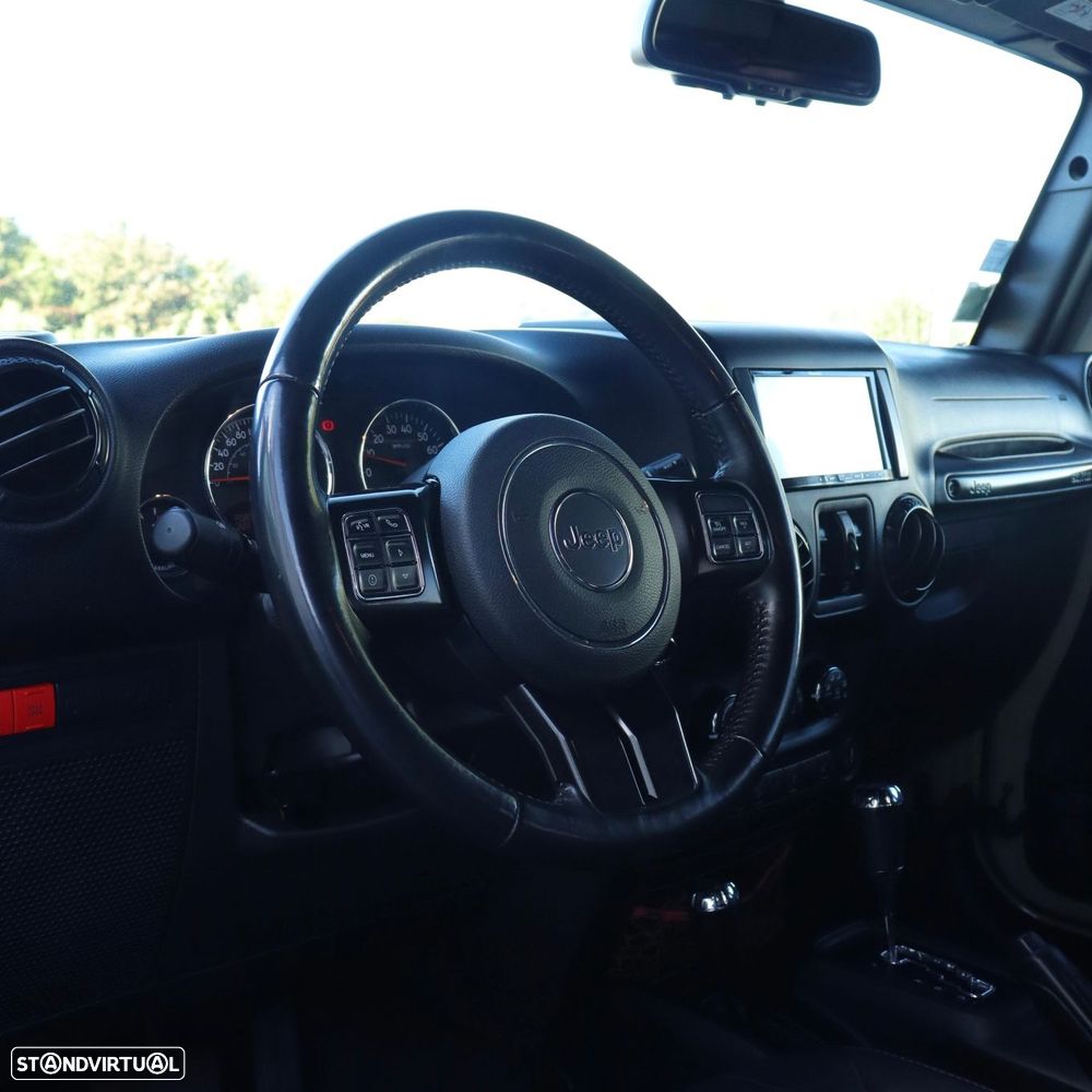 Jeep Wrangler Unlimited - 18