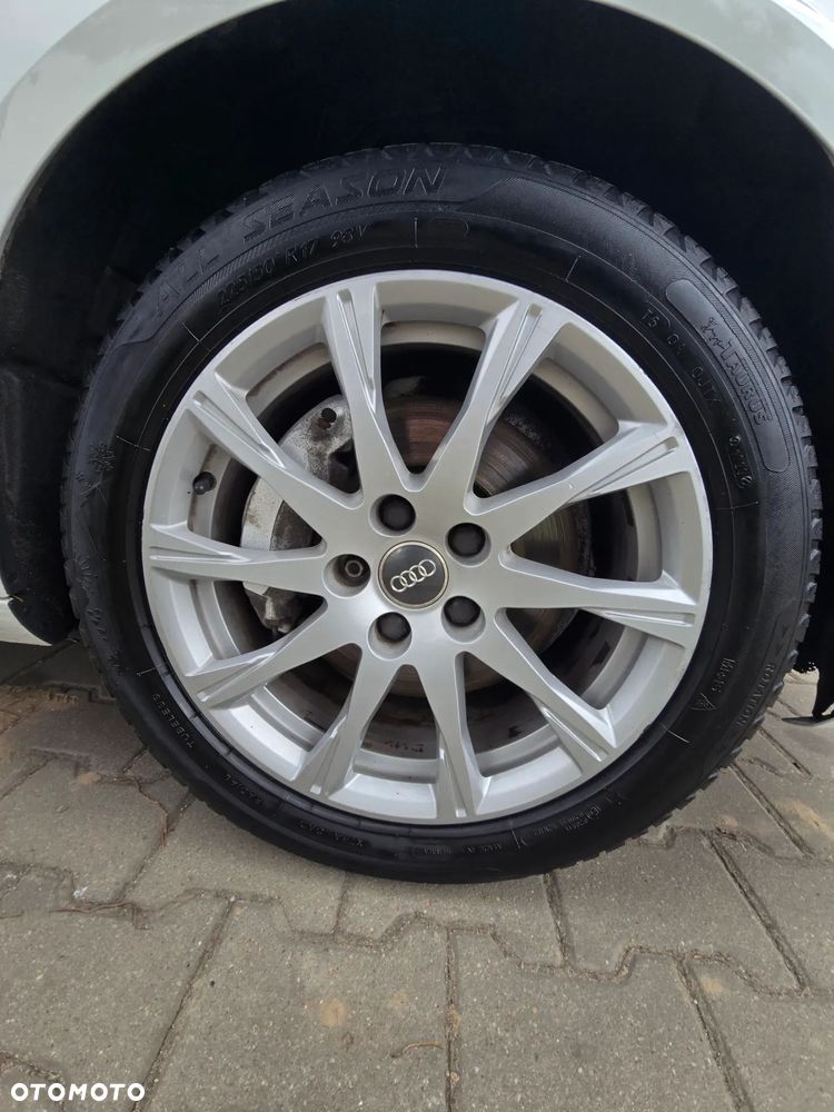 Audi A4 Avant 2.0 TDI Quattro S tronic - 24