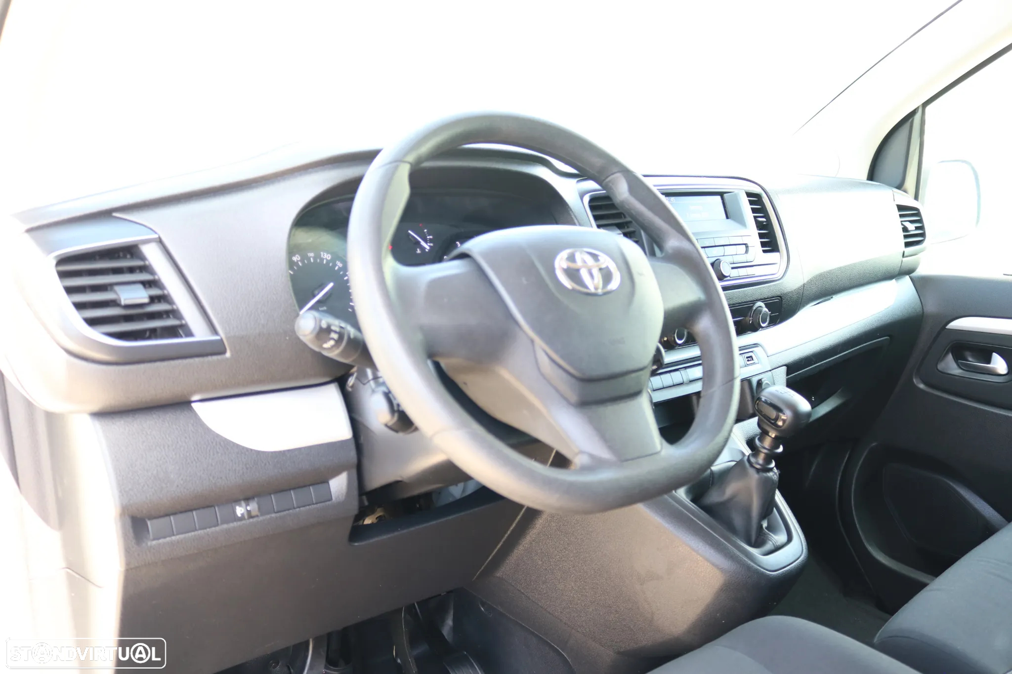 Toyota Proace Verso 1.5 D-4D L1 1.0T Comfort 9L TC - 18
