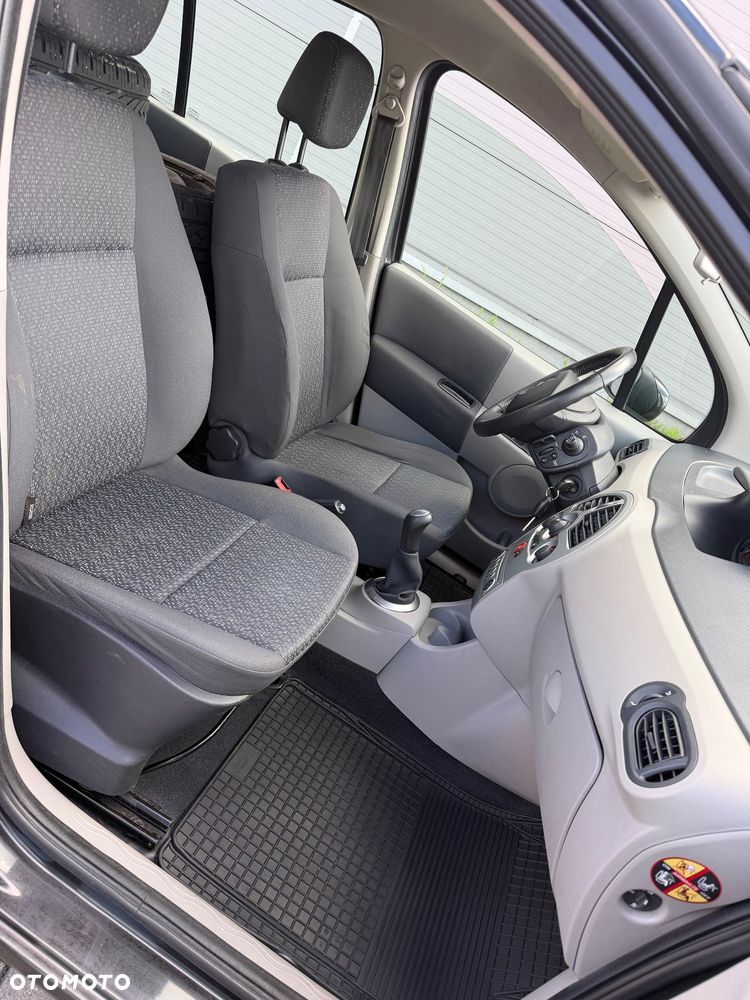 Renault Modus 1.6 16V Dynamique - 24