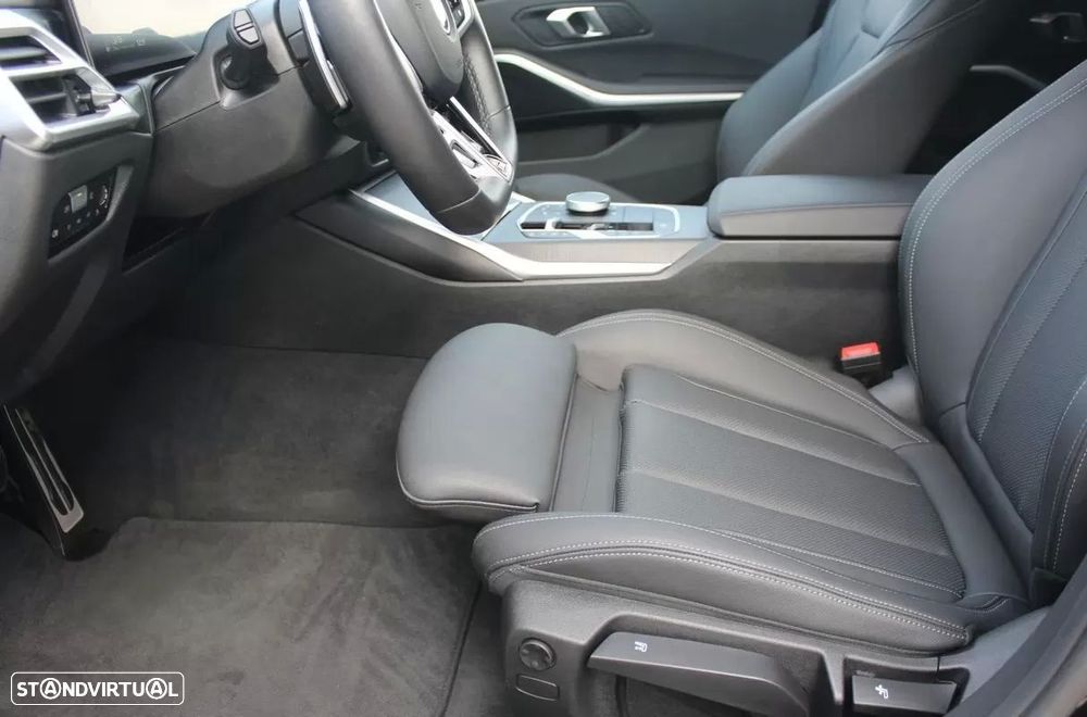 BMW 330 e Touring Aut. M Sport - 24