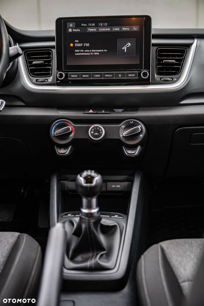 Kia Stonic 1.2 L - 28