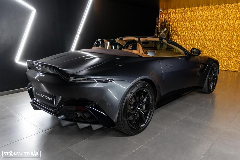 Aston Martin Vantage Roadster V8 - 22