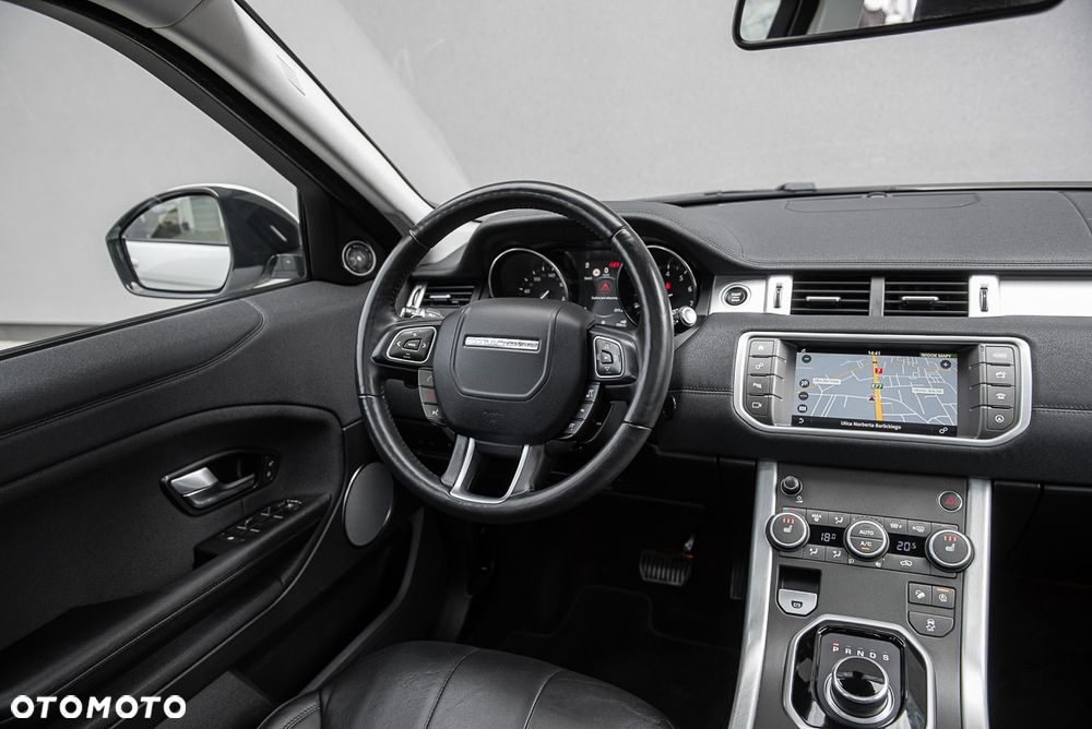 Land Rover Range Rover Evoque - 26