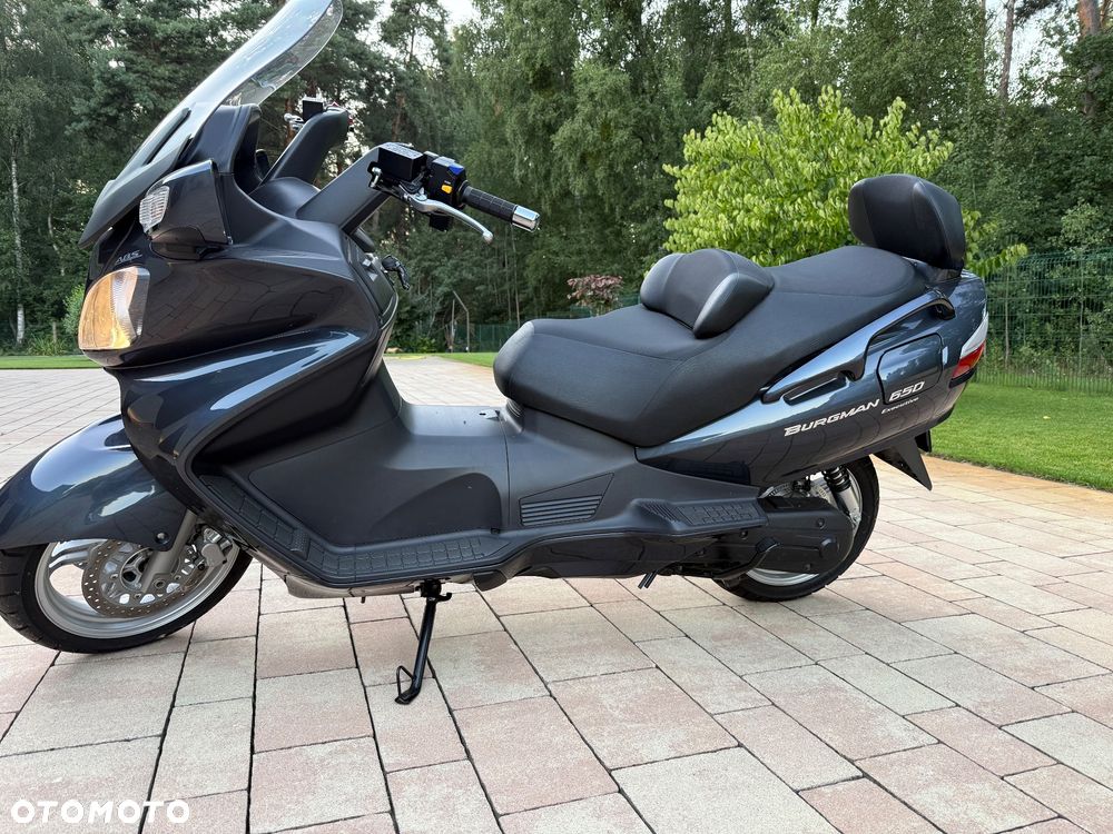 Suzuki Burgman - 3