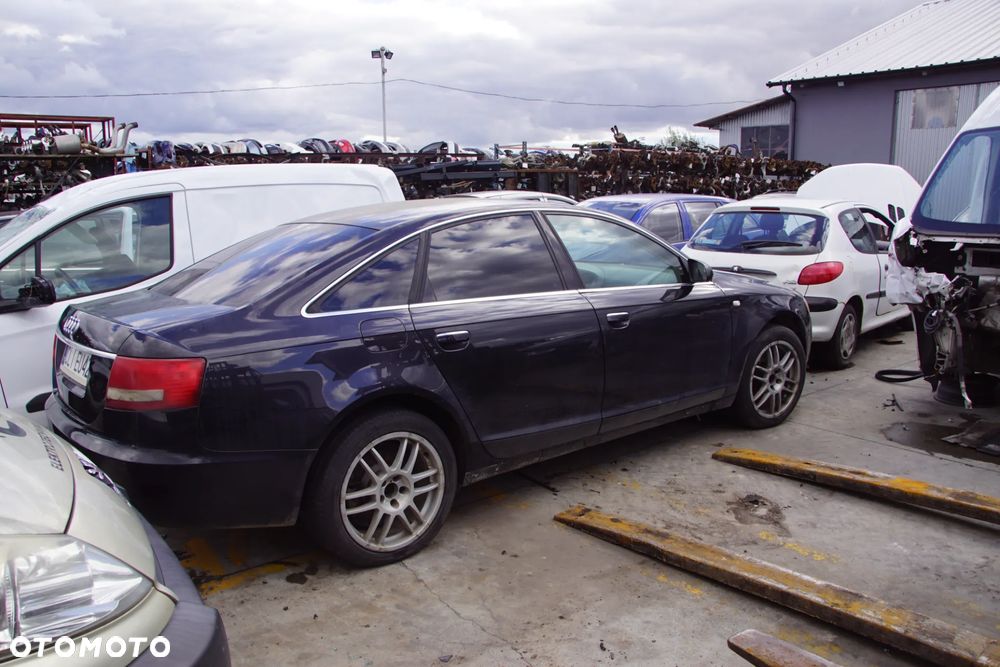 Auto na części - Audi A6 C6 3.0 TDI 224 KM BMK GZW LZ9W 2004R Silnik Skrzynia Drzwi Maska Klapa Zderzak Błotnik Lampa Szyba Deska Kokpit Sterownik Moduł Czujnik Licznik Kierownica Wyświetlacz - 3