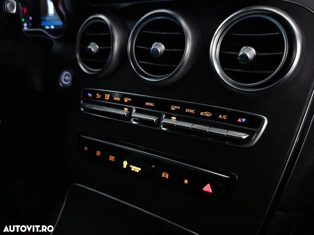 Mercedes-Benz GLC 200 - 10