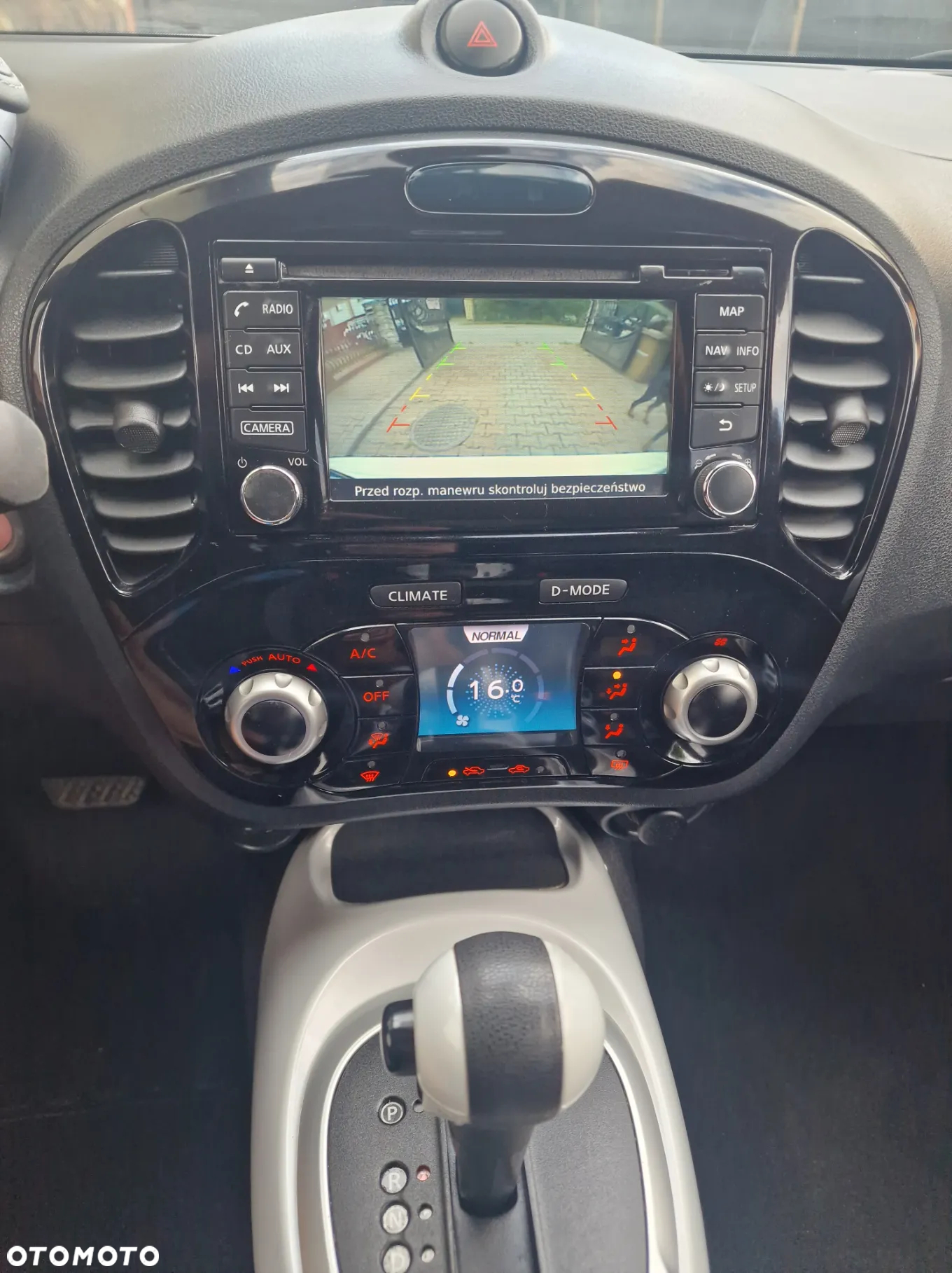 Nissan Juke 1.6 N-Connecta Xtronic EU6 - 11