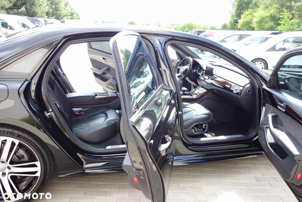 Audi A8 L 60 TFSI quattro tiptronic - 31