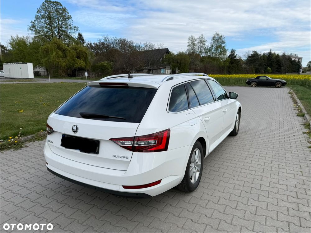 Skoda Superb 1.8 TSI Ambition DSG - 2