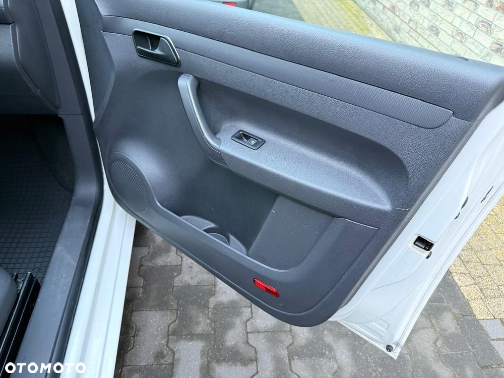Volkswagen Caddy - 8
