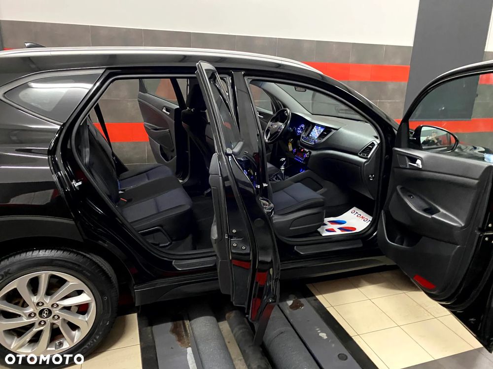 Hyundai Tucson 1.6 GDI BlueDrive Design 2WD - 20