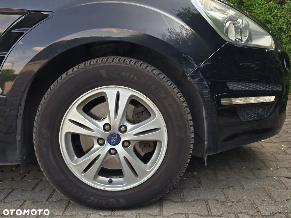 Ford S-Max 2.0 TDCi DPF Titanium - 23