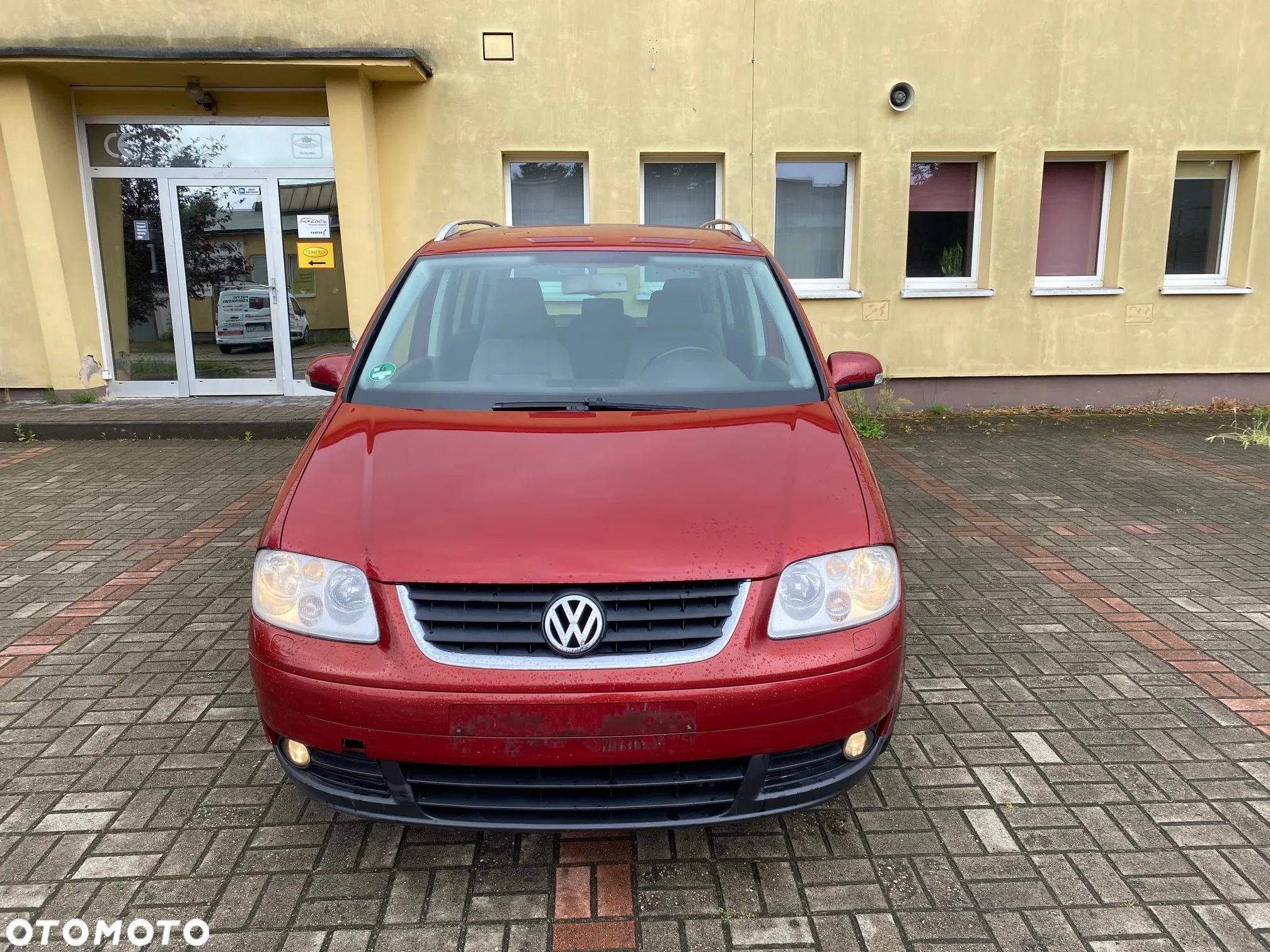 Volkswagen Touran 1.6 FSI - 6