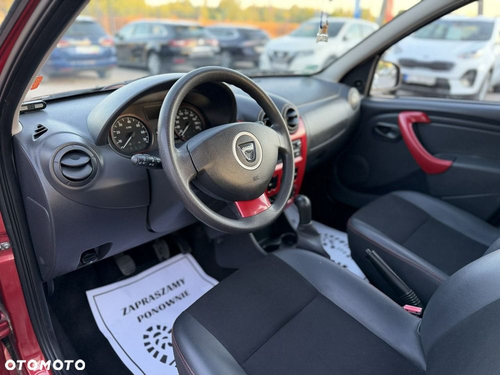 Dacia Sandero Stepway 1.6 - 13