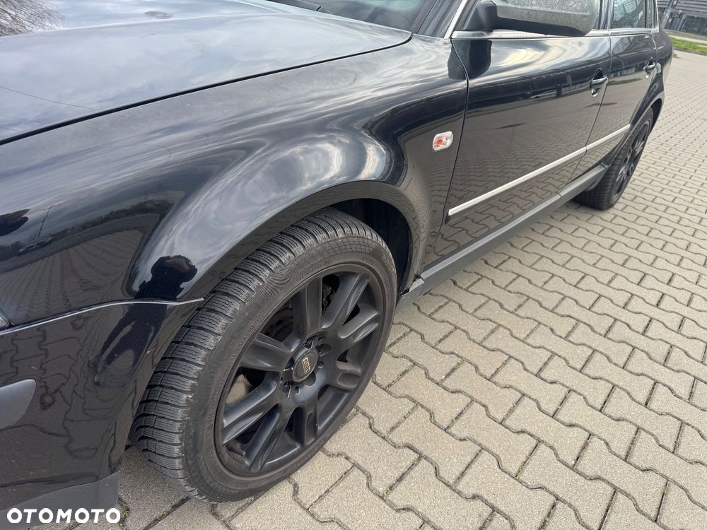 Volkswagen Passat 2.8 V6 4Mot Comfortline - 21