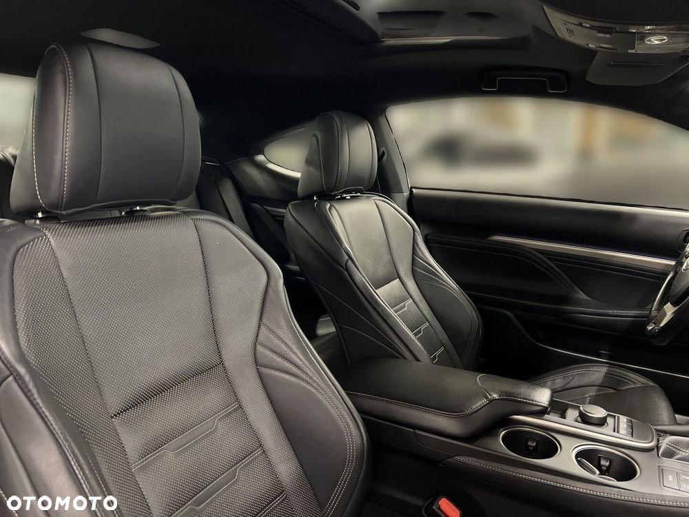 Lexus RC 200t / 300 F Sport - 13