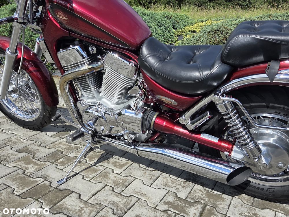 Suzuki Intruder - 26