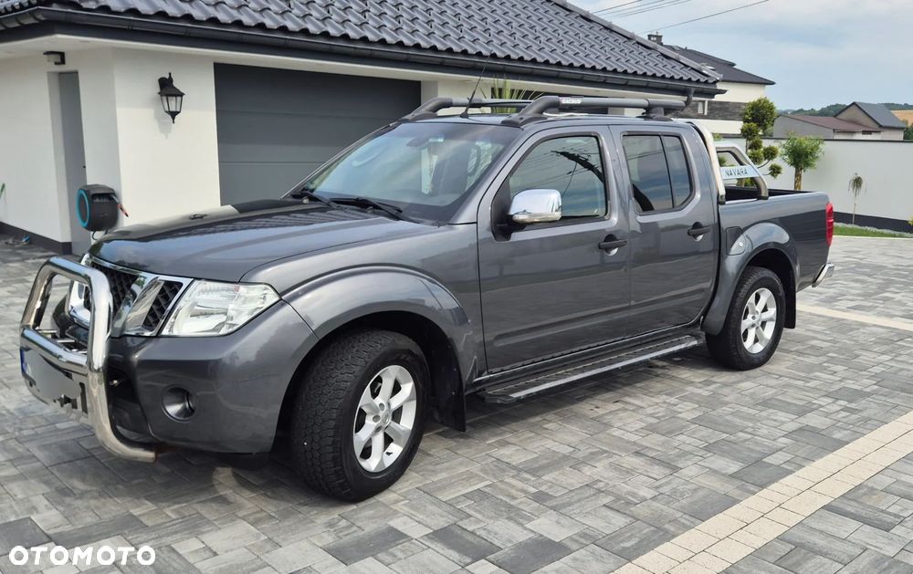 Nissan Navara 2.5 D LE Long EU5 - 1