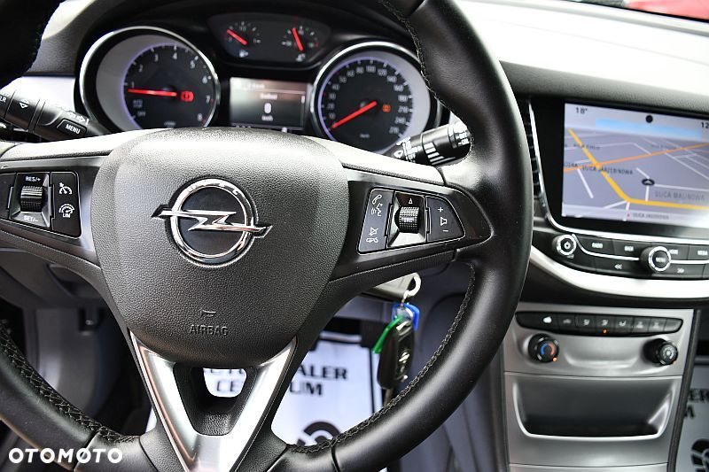 Opel Astra 1.4 Turbo Innovation - 17