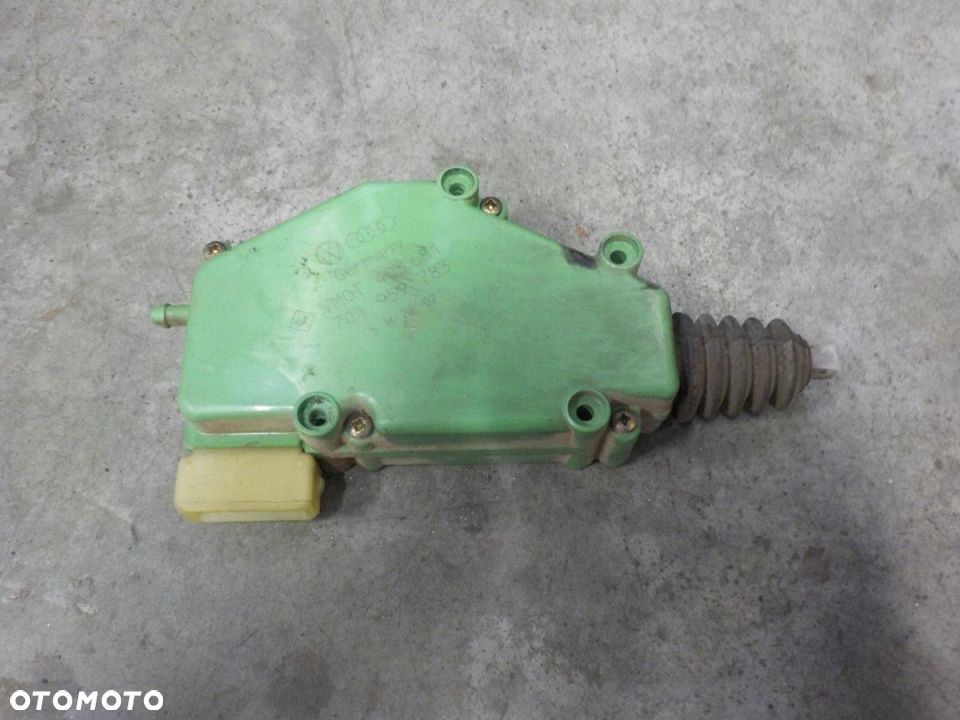 VW T4 SIŁOWNIK CENTRALNEGO ZAMKA 3-PIN ORYGINAŁ - 1