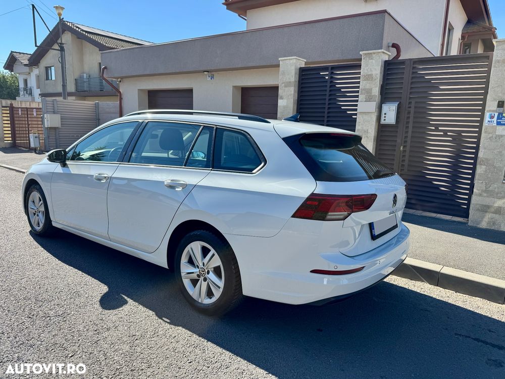 Volkswagen Golf - 12