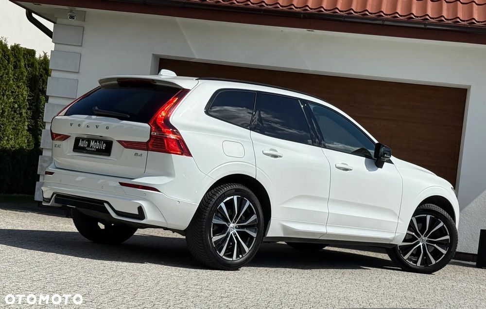 Volvo XC 60 B4 B Plus Dark - 6