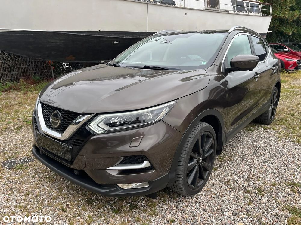 Nissan Qashqai 1.3 DIG-T Tekna - 2