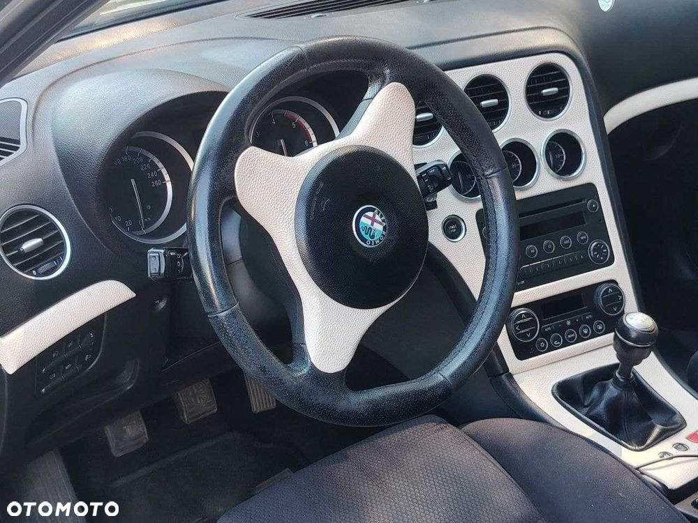 Alfa Romeo 159 - 7